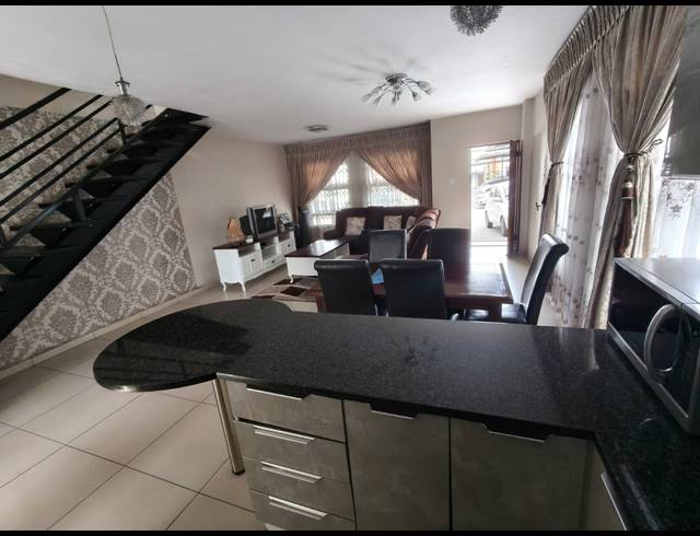 3 BEDROOM DUPLEX FOR SALE IN CASHAN